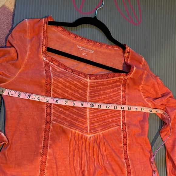 Soft Surroundings Philomena Orange Chevron Top - Picture 8 of 8